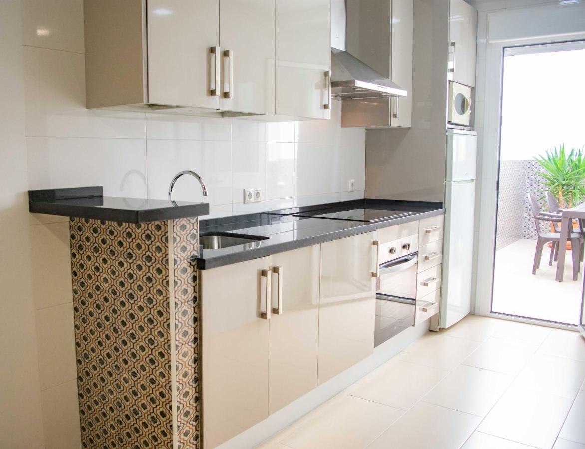 Noria Is A Comfortable Apartment With Patio And Large Terrace In Conil Conil De La Frontera Exterior photo